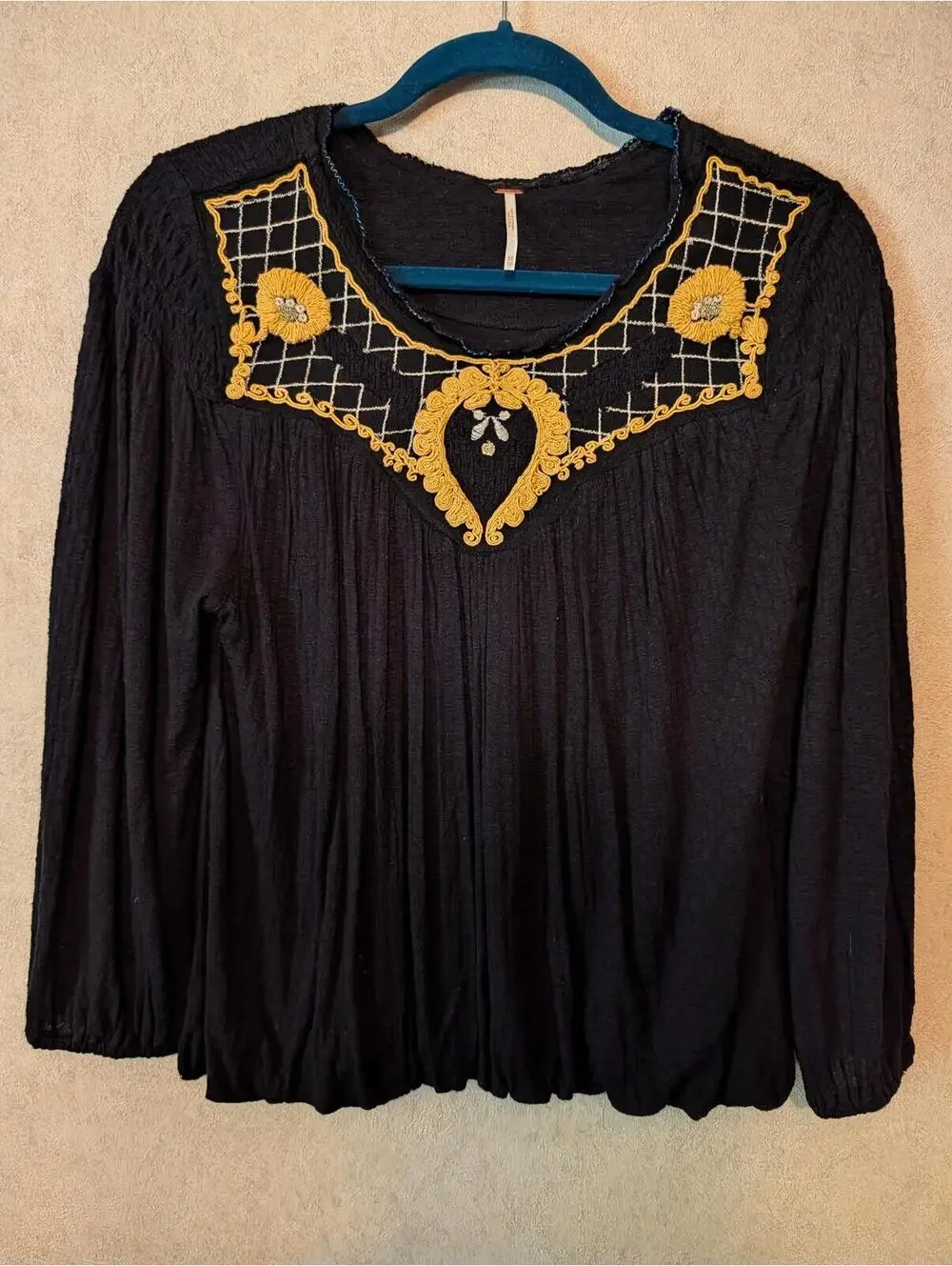 FREE PEOPLE black boho long sleeve blouse sz XS